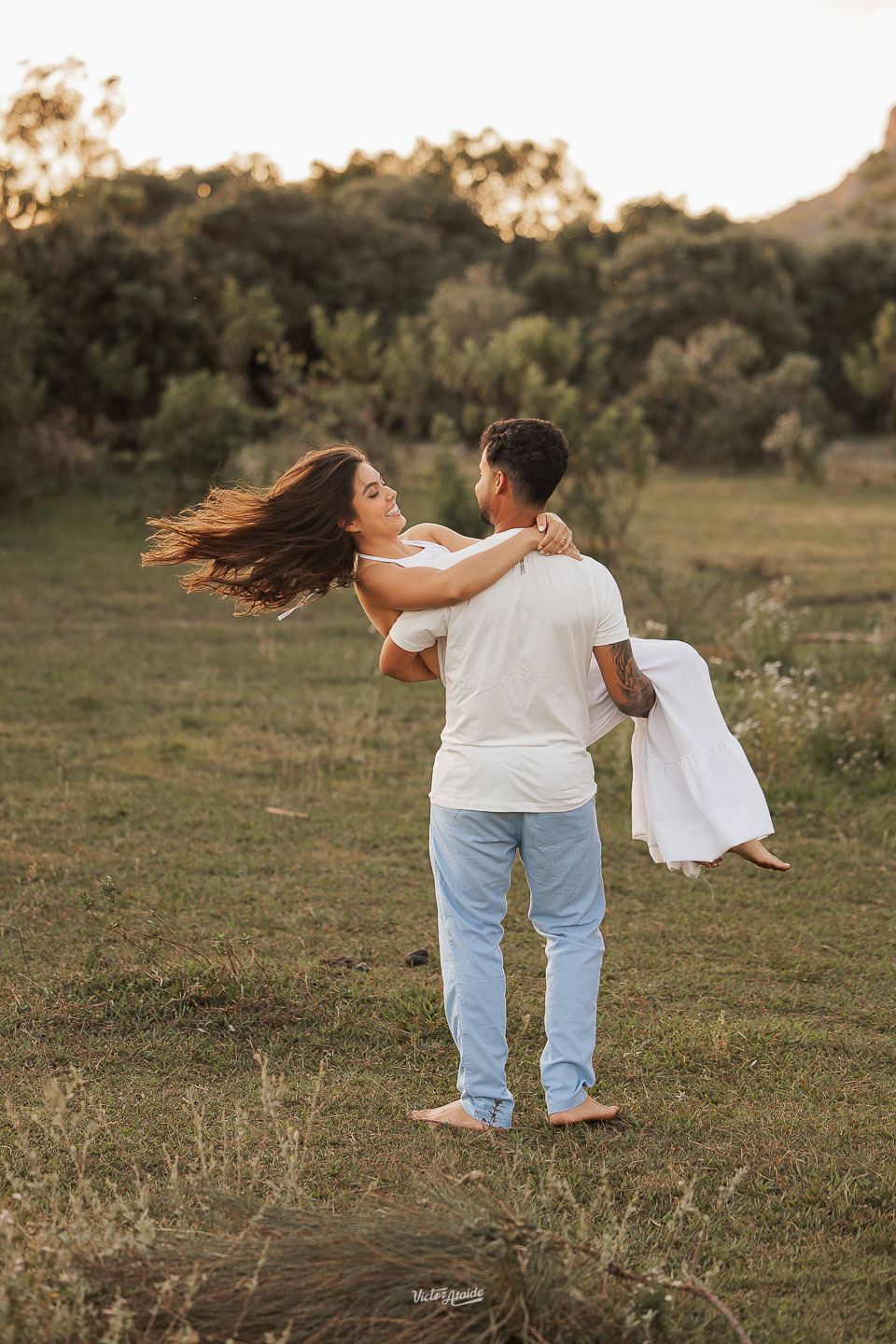 belo horizonte, ensaio de casal, ensiao casal, fotógrafo victor ataide, fotos de casamento, lapinha da serra, noiva e noivo, noivos, pedro leopoldo, pre-wedding, precasamento, victor ataide
