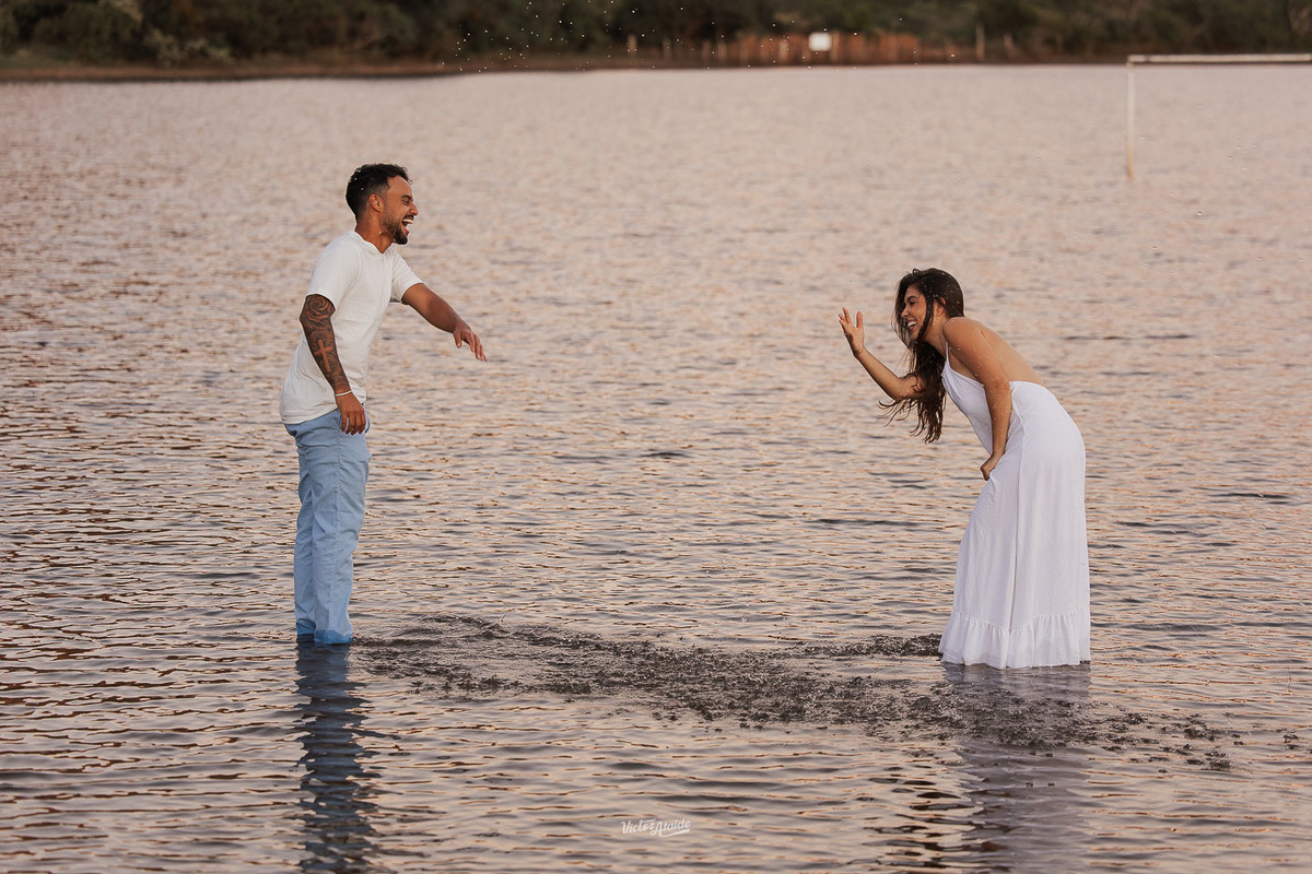 belo horizonte, ensaio de casal, ensiao casal, fotógrafo victor ataide, fotos de casamento, lapinha da serra, noiva e noivo, noivos, pedro leopoldo, pre-wedding, precasamento, victor ataide