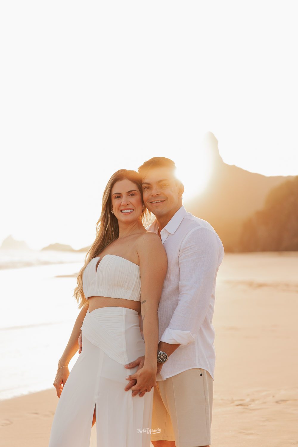 ensaio de casal em Fernando de Noronha, fotógrafo em Fernando de Noronha, Fernando de Noronha, ensaio de casal, fotos de casal, fotógrafo Victor Ataide, Victor Ataide, fotógrafo Belo Horizonte, fotógrafo Pedro Leopoldo, pré-casamento