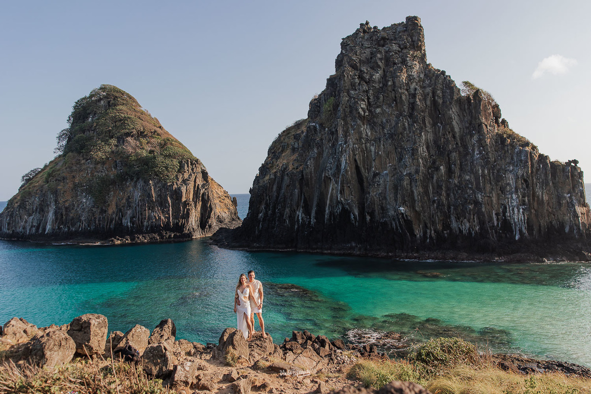 ensaio de casal em Fernando de Noronha, fotógrafo em Fernando de Noronha, Fernando de Noronha, ensaio de casal, fotos de casal, fotógrafo Victor Ataide, Victor Ataide, fotógrafo Belo Horizonte, fotógrafo Pedro Leopoldo, pré-casamento