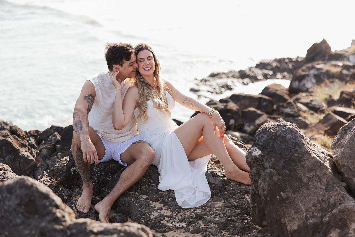 ensaio de casal em Fernando de Noronha, fotógrafo em Fernando de Noronha, Fernando de Noronha, ensaio de casal, fotos de casal, fotógrafo Victor Ataide, Victor Ataide, fotógrafo Belo Horizonte, fotógrafo Pedro Leopoldo, pré-casamento