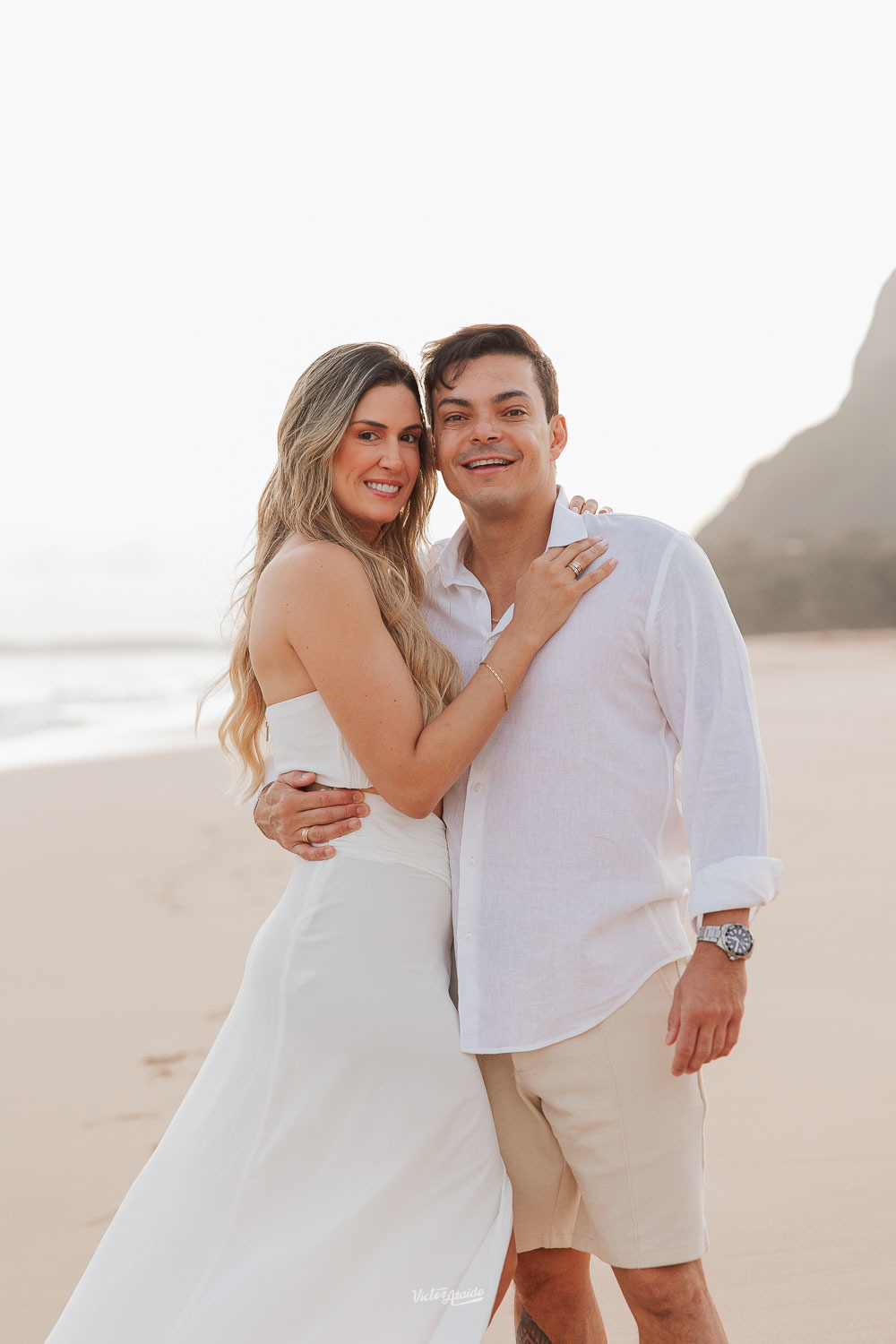 ensaio de casal em Fernando de Noronha, fotógrafo em Fernando de Noronha, Fernando de Noronha, ensaio de casal, fotos de casal, fotógrafo Victor Ataide, Victor Ataide, fotógrafo Belo Horizonte, fotógrafo Pedro Leopoldo, pré-casamento