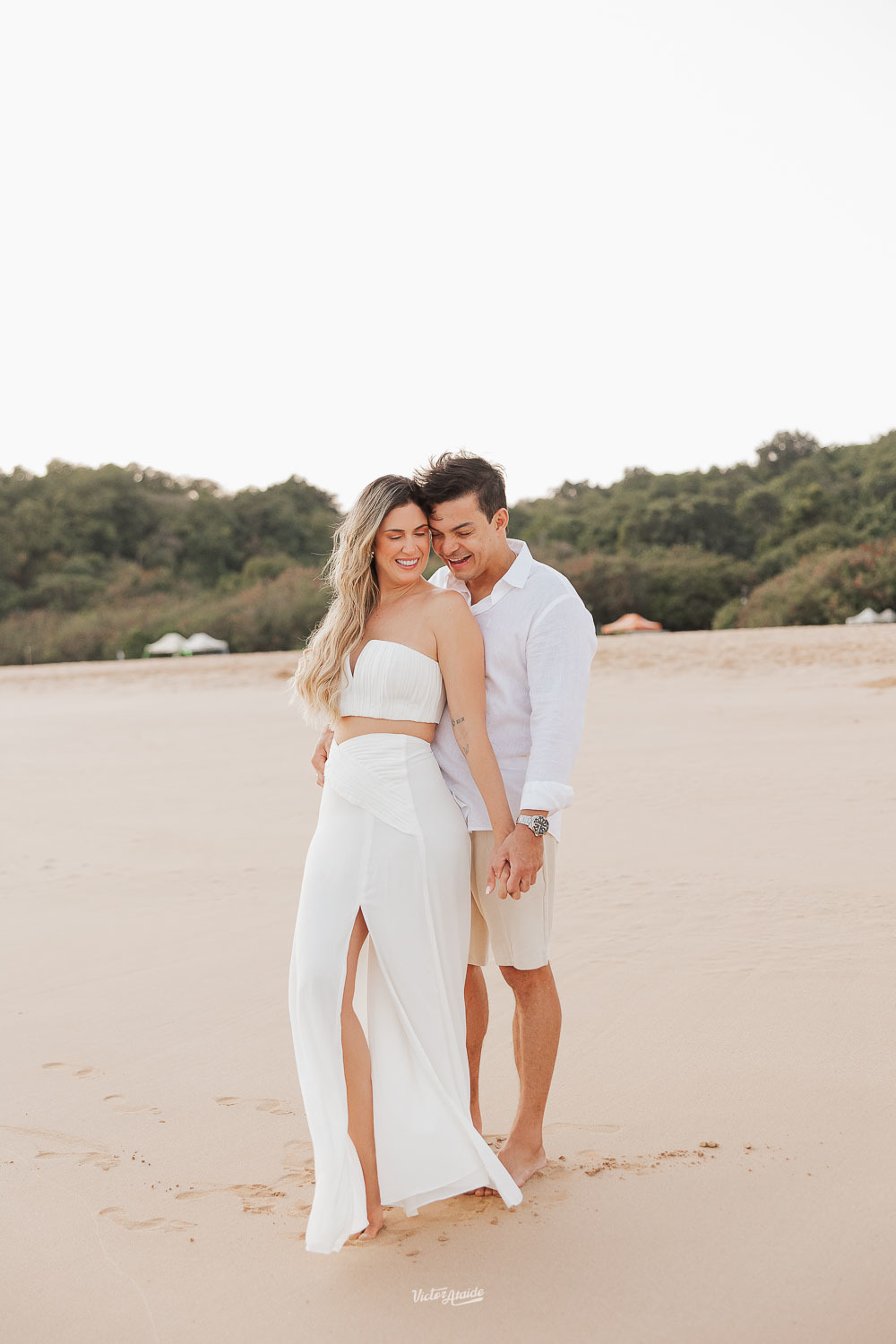 ensaio de casal em Fernando de Noronha, fotógrafo em Fernando de Noronha, Fernando de Noronha, ensaio de casal, fotos de casal, fotógrafo Victor Ataide, Victor Ataide, fotógrafo Belo Horizonte, fotógrafo Pedro Leopoldo, pré-casamento
