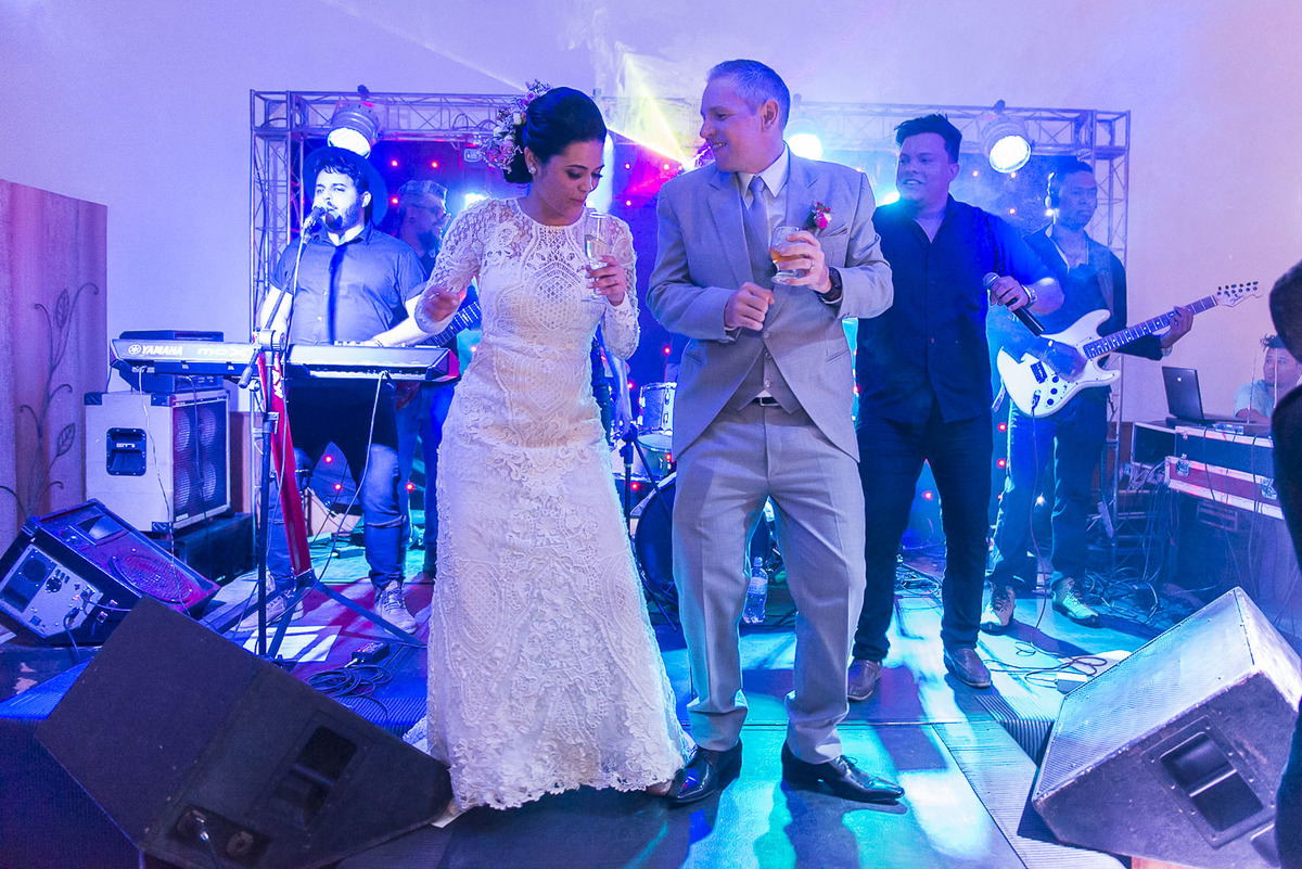 victorataide, victor ataide, casamento, wedding, casar, noivos, bride, vestido, la vita, pedro leopoldo, capim branco, bistro espaço verde, vera de oliveira, maquiagem, decoração, bolo, cerimônia