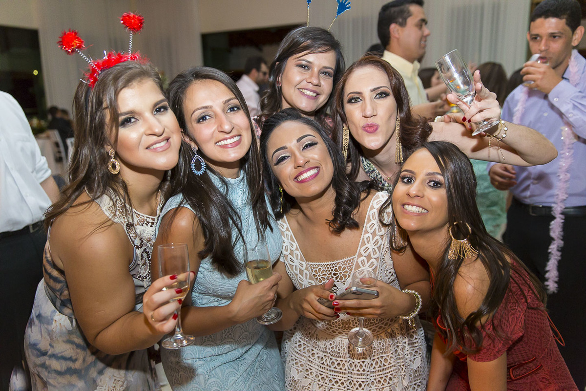 victorataide, victor ataide, casamento, wedding, casar, noivos, bride, vestido, la vita, pedro leopoldo, capim branco, bistro espaço verde, vera de oliveira, maquiagem, decoração, bolo, cerimônia