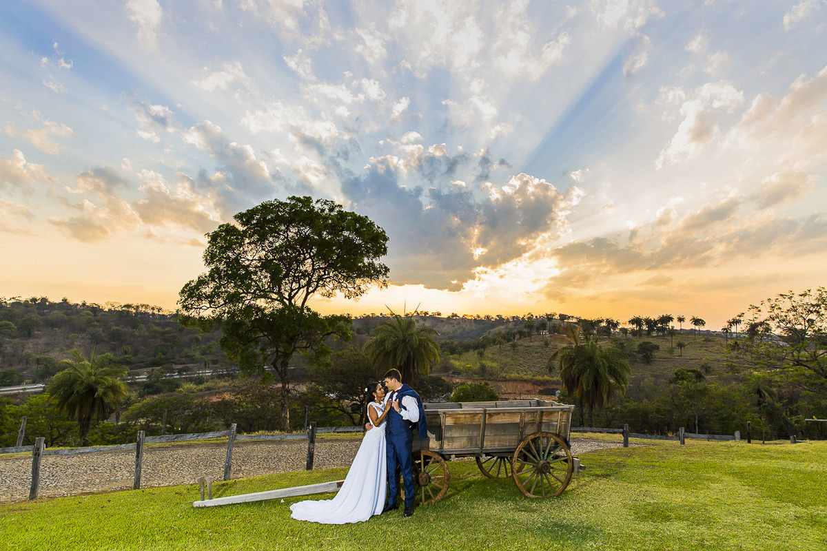 bouquet, casamento, engenho, flash, fotografia, hotel fazenda, luz, michele e felipe, minas gerais, noivos, pedro leopoldo, por do sol, poswedding, pousada, prewedding, são josé da lapa, sete lagoas, sítio, solar, solar do engenho, victor ataide,