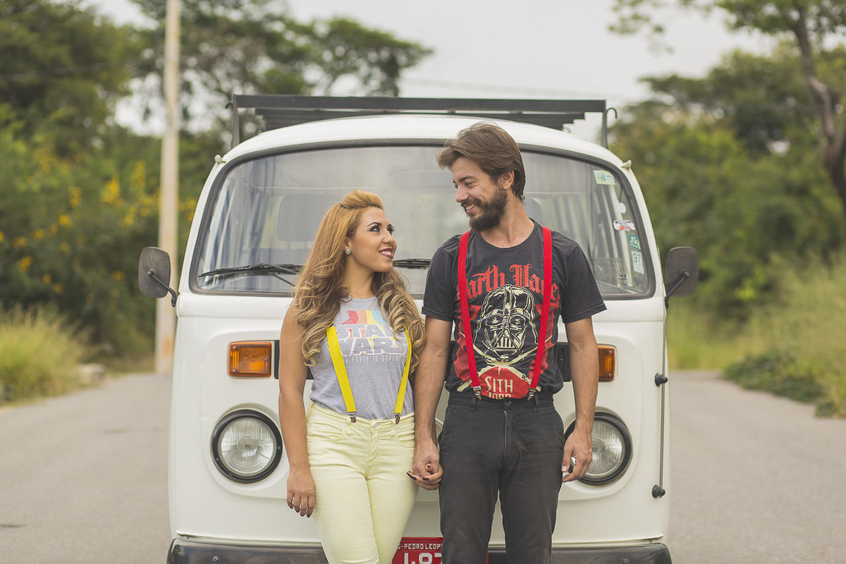 carro, casal, casal e filhos, ensaio, ensaio família, fotografia, fotógrafo de belo horizonte, fotógrafo de pedro leopoldo, kombi, luz do dia, pedro leopoldo, tinta guache, victor ataide, victorataide