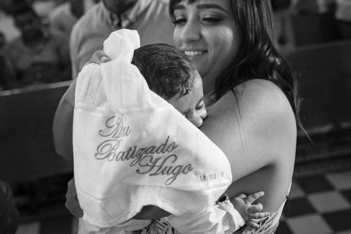 batizado, igreja matriz, igreja senhor bom jesus, victor ataide, fotógrafo, almoço família, matozinhos, filha