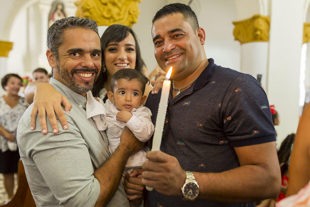 batizado, igreja matriz, igreja senhor bom jesus, victor ataide, fotógrafo, almoço família, matozinhos, filha