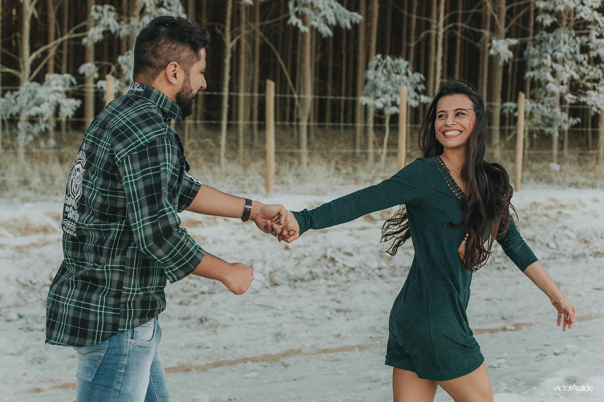 abraço, sirriso, casamento, casar de dia, cedro do abaeté, ensaio, fotografia, fotógrafo de casamento, noiva, noivos, pedro leopoldo, por do sol, pré-casamento, pré-wedding, victor ataide, victorataide, dores do indaiá