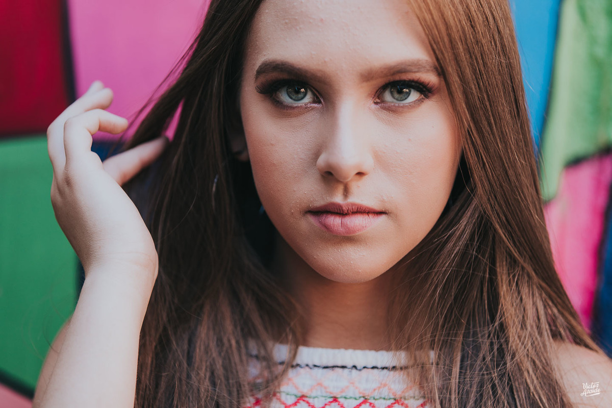 ensaio deburante, ensaio de 15 anos, fotografia, victor ataide, viaduto santa tereza, belo horizonte, grafite, olhar, cabelo