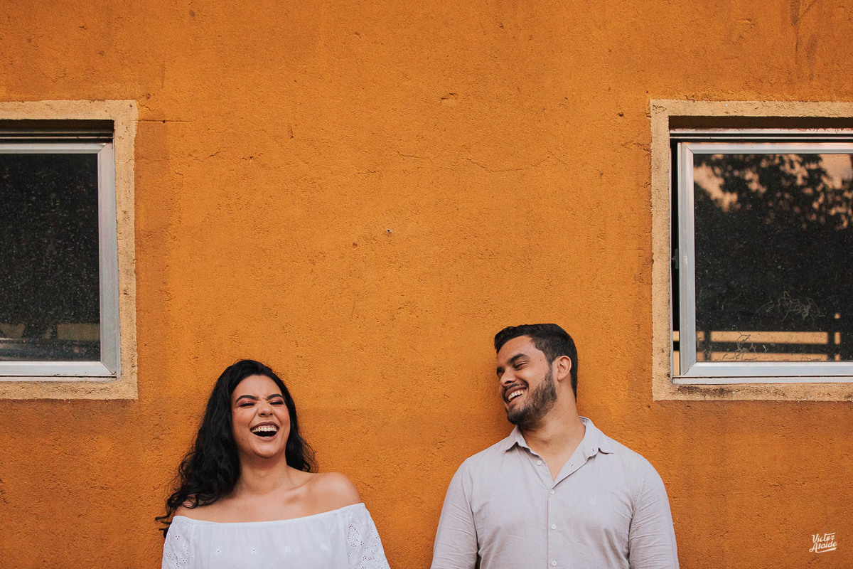 casal, congonhas, ensaio de casal, ensaio pré-casamento, fotógrafo de casamento, linha de trem, noivos, pedro leopoldo, victor ataide