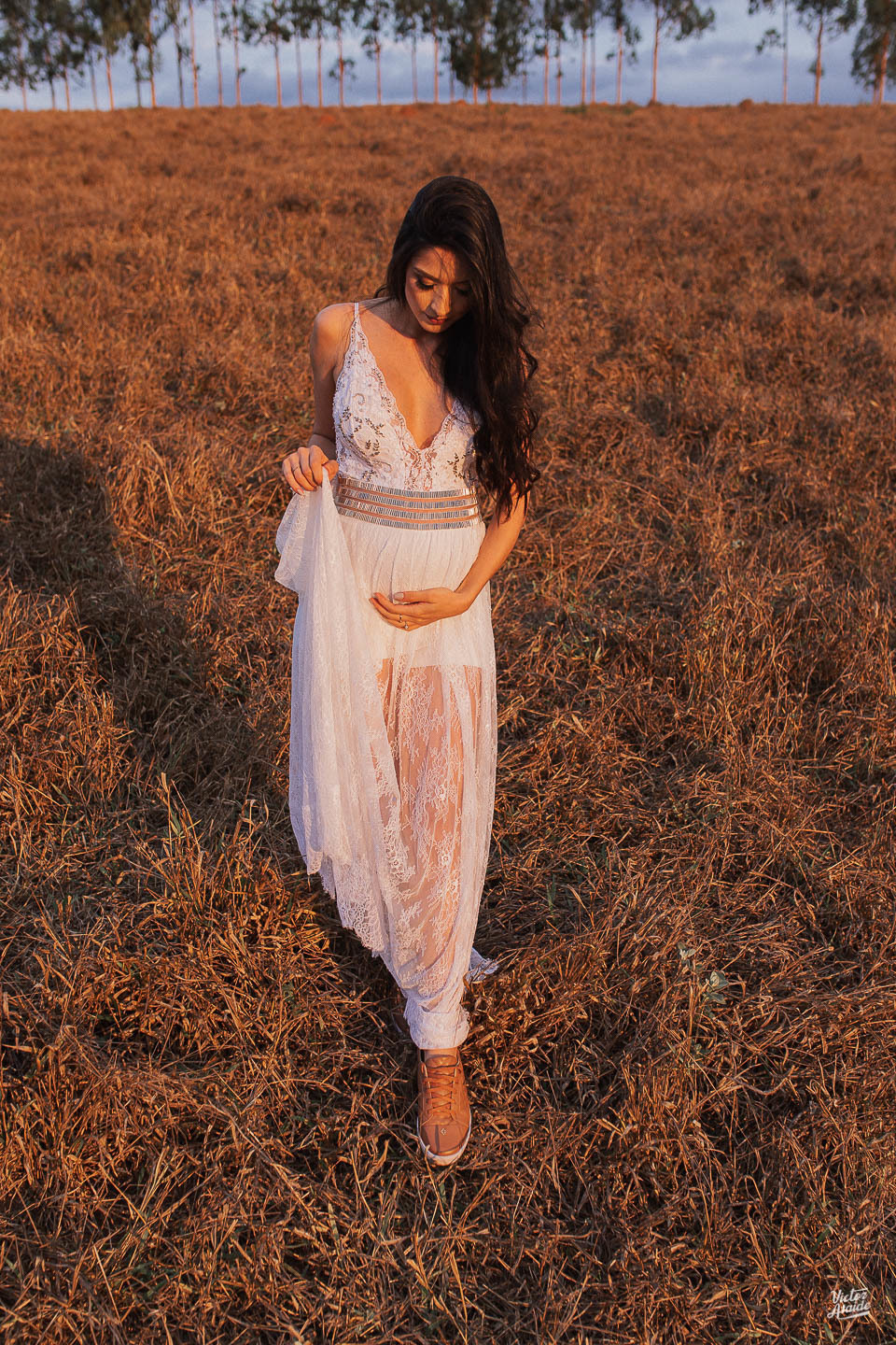 29 semanas de gestação, belo horizonte, espaço shangrilá, fotografia, fotógrafo, fotógrafo de gestante, gestante, grama seca, local para ensaio de gestante, mateus leme, pedro leopoldo, plantação, victor ataide