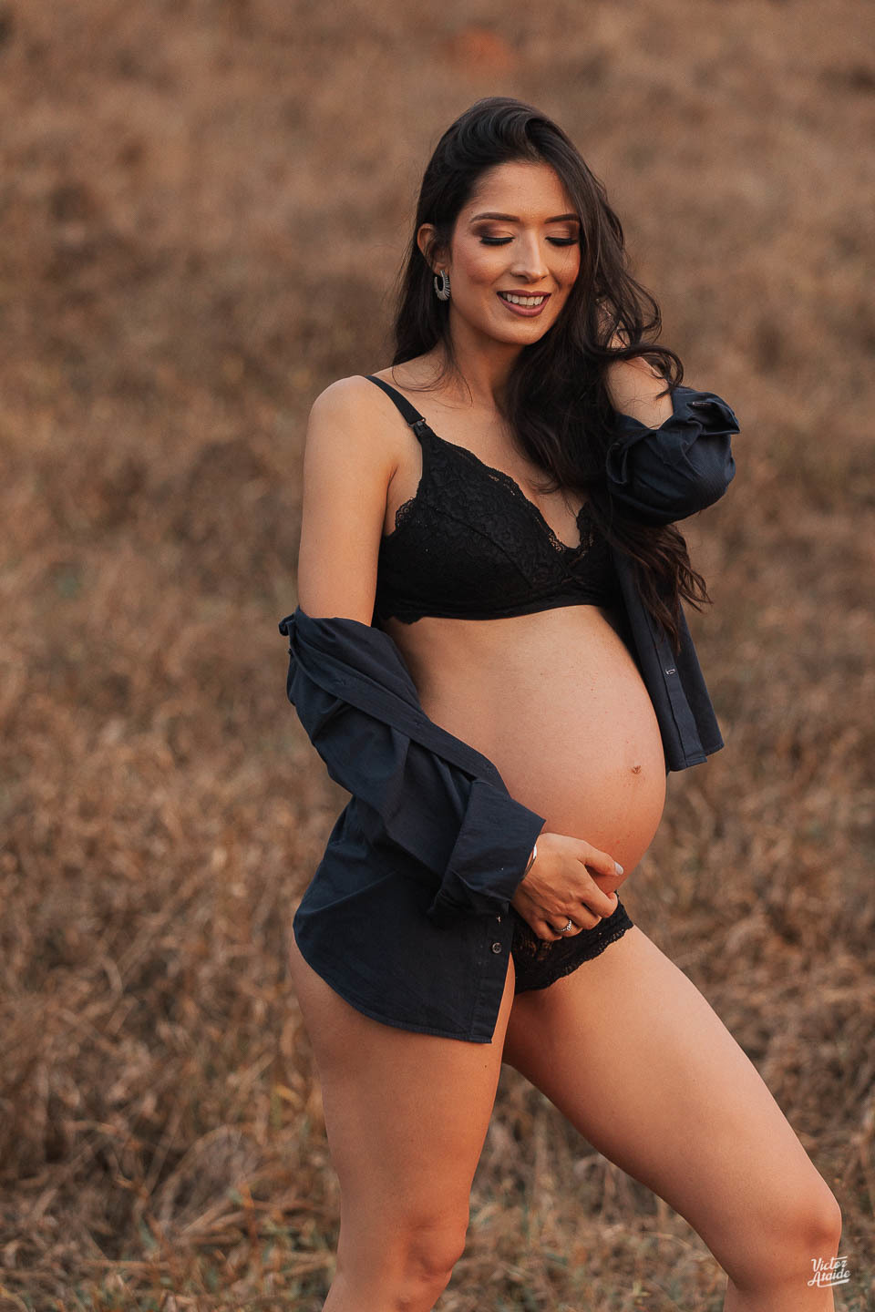 29 semanas de gestação, belo horizonte, espaço shangrilá, fotografia, fotógrafo, fotógrafo de gestante, gestante, grama seca, local para ensaio de gestante, mateus leme, pedro leopoldo, plantação, victor ataide