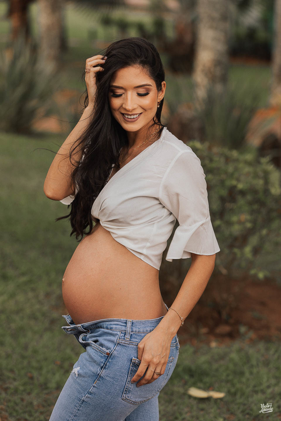 29 semanas de gestação, belo horizonte, espaço shangrilá, fotografia, fotógrafo, fotógrafo de gestante, gestante, grama seca, local para ensaio de gestante, mateus leme, pedro leopoldo, plantação, victor ataide