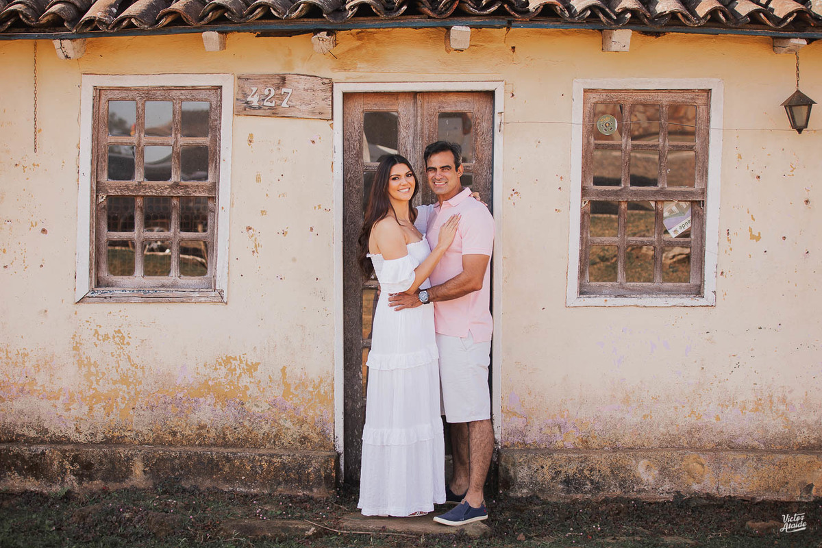 belo horizonte, casal bonito, ensaio fotográfico em lavras novas, ensaio pré-casamento, fotografia, fotografia de ensaio, fotógrafo, fotógrafo de casamento, fotógrafo em lavras novas, lavras novas, pedro leopoldo, victor ataide