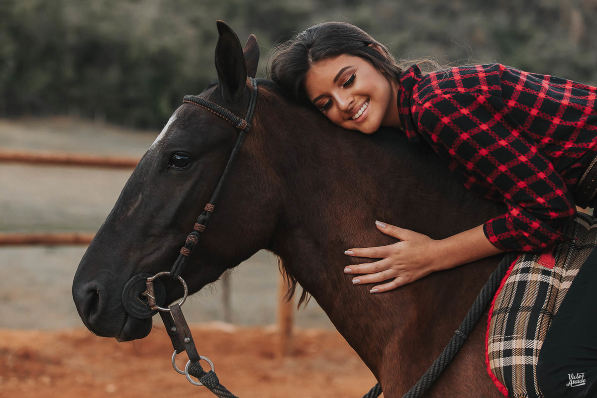 15 anos, belo horizonte, cavalo, debutante, ensaio com cavalos, ensaio de 15 anos, ensaio de debutante, fotografia, fotógrafo, fotógrafo de 15 anos, harley davidson, menina moça mulher, moto, pedro leopoldo, victor ataide
