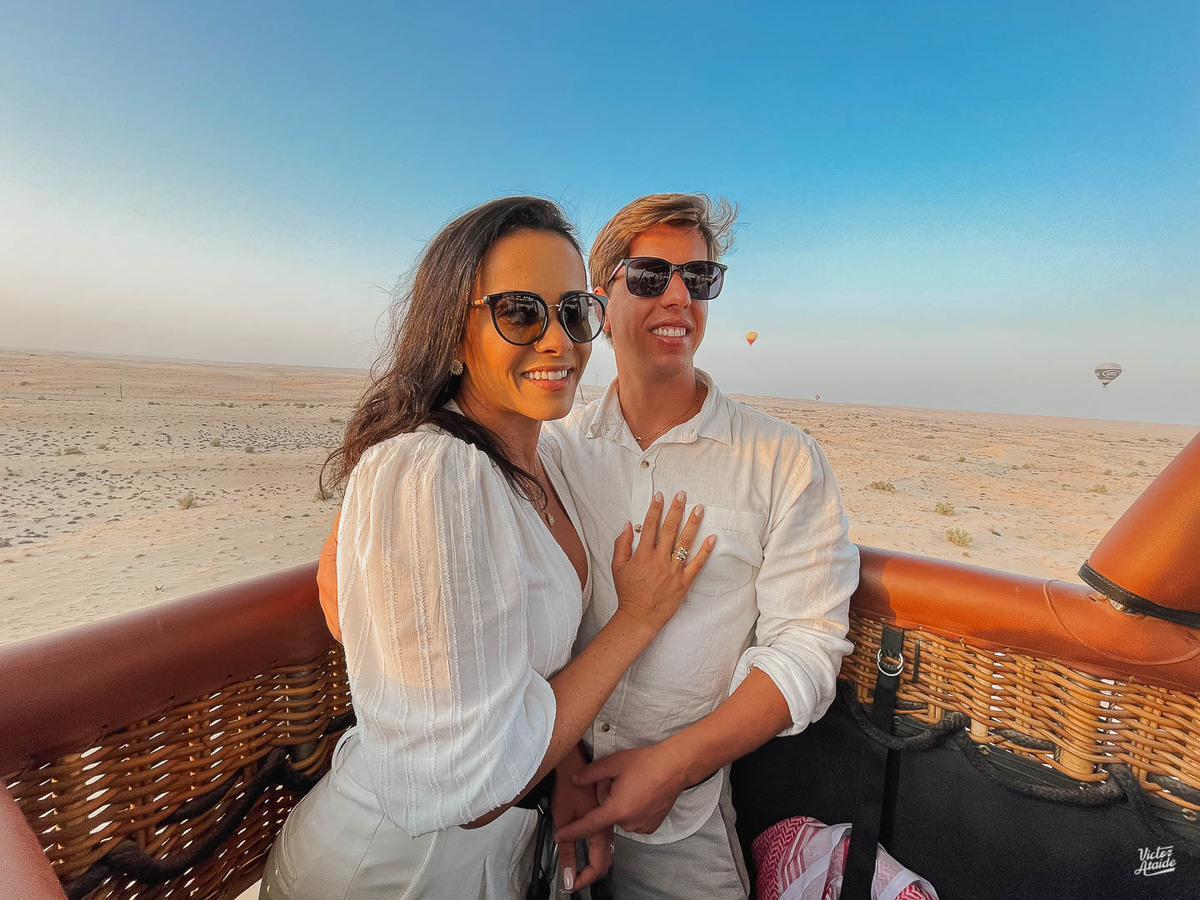 aquário, aquarium dubai mall, at the top, belo horizonte, burj al arab, burj khalifa, deserto, dubai, emirados árabes unidos, ensaio de casal, ensaio de casamento, ensaio lua de mel, the palm, vôo de balão, pós-casamento, camelo, calor do deserto