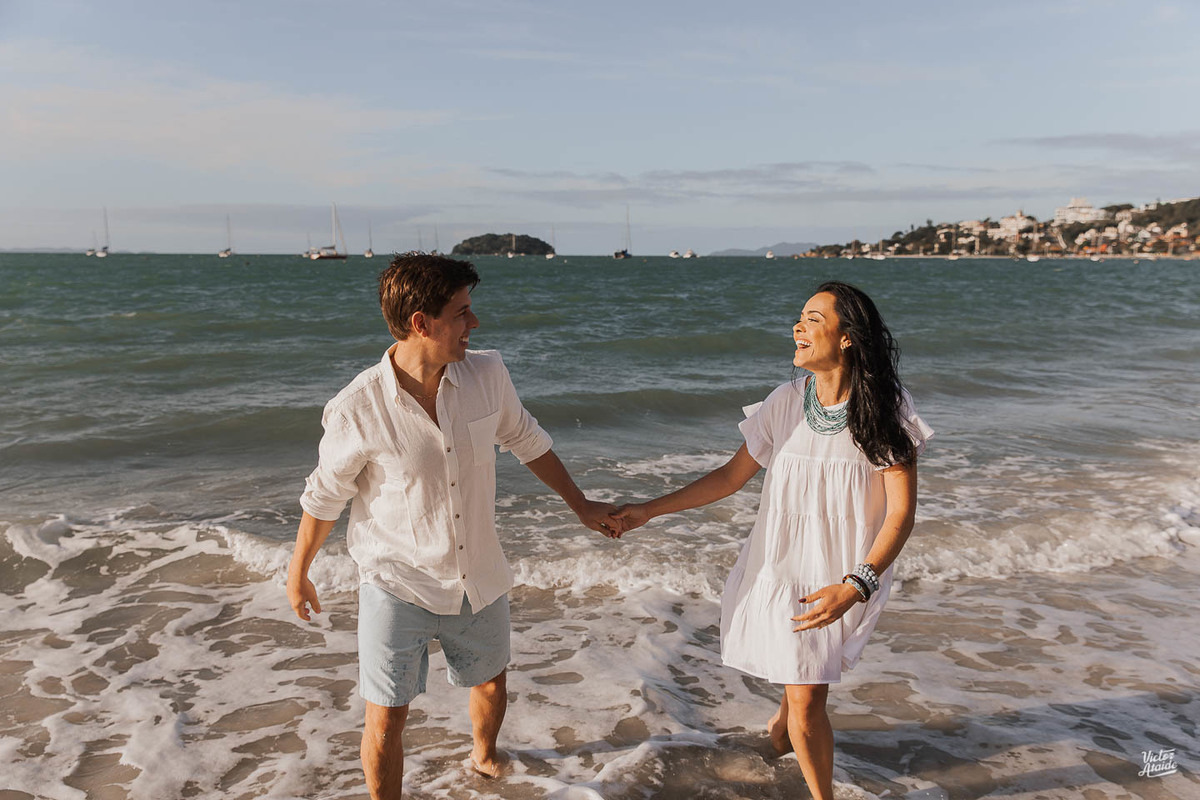 belo horizonte, ensaio de casal, ensaio na praia, ensaio pré-casamento, florianólopis, fotografia, fotógrafo, fotógrafo de casamento, jurerê internacional, pedro leopoldo, praia, santa catarina, victor ataide