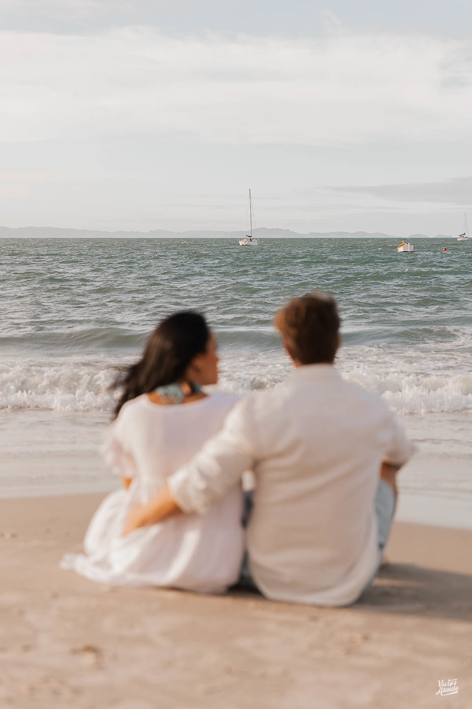 belo horizonte, ensaio de casal, ensaio na praia, ensaio pré-casamento, florianólopis, fotografia, fotógrafo, fotógrafo de casamento, jurerê internacional, pedro leopoldo, praia, santa catarina, victor ataide