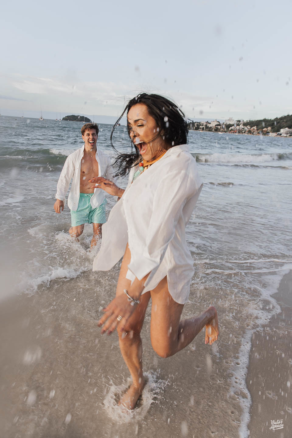 belo horizonte, ensaio de casal, ensaio na praia, ensaio pré-casamento, florianólopis, fotografia, fotógrafo, fotógrafo de casamento, jurerê internacional, pedro leopoldo, praia, santa catarina, victor ataide