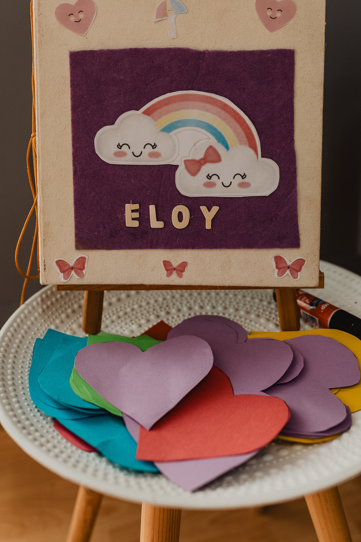 Corações com mensagens aos pais e  da Eloy dos convidados