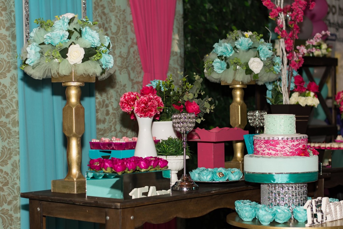 Decoração azul turquesa 15 anos festa debutante Arujá - SP por Paty Ramalho Fotografa