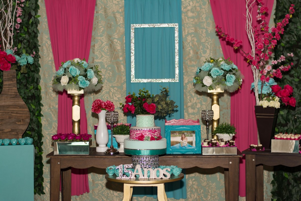 Decoração azul turquesa 15 anos festa debutante Arujá - SP por Paty Ramalho Fotografa