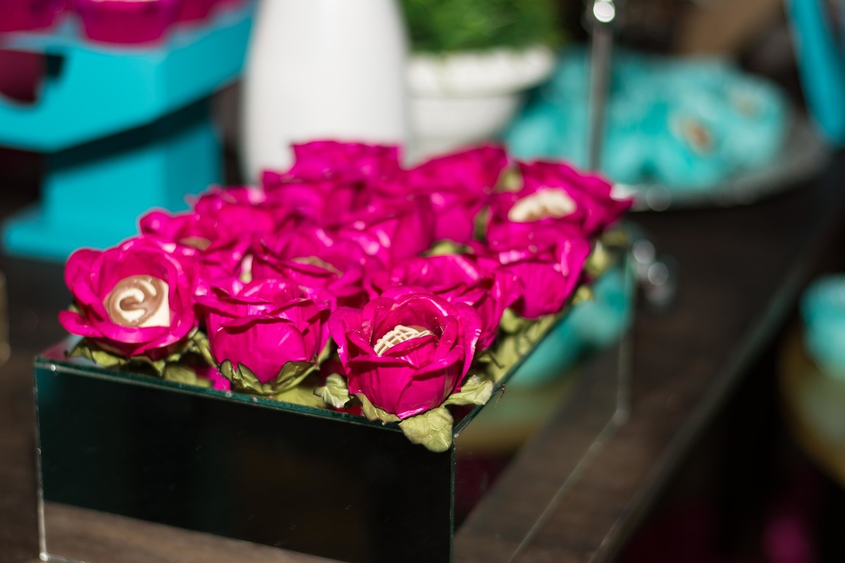 Decoração azul turquesa 15 anos festa debutante Arujá - SP por Paty Ramalho Fotografa doces finos personalizados