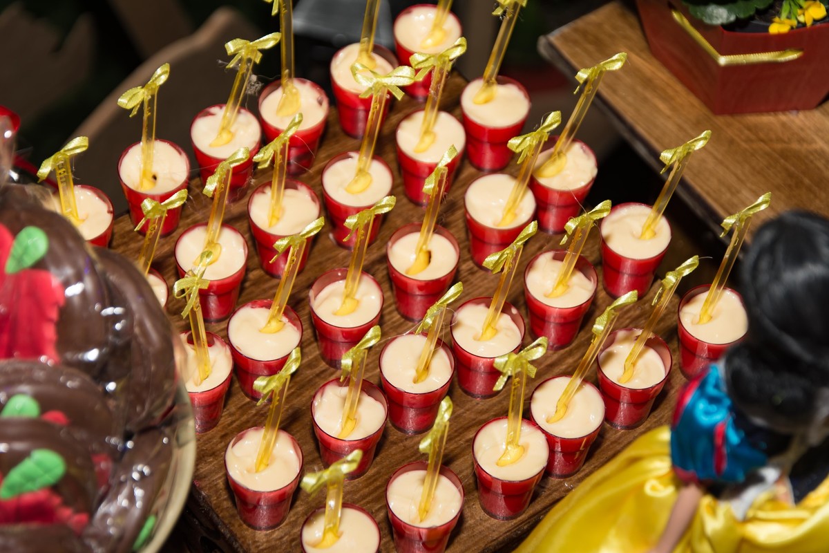 doce de copinho branca de neve