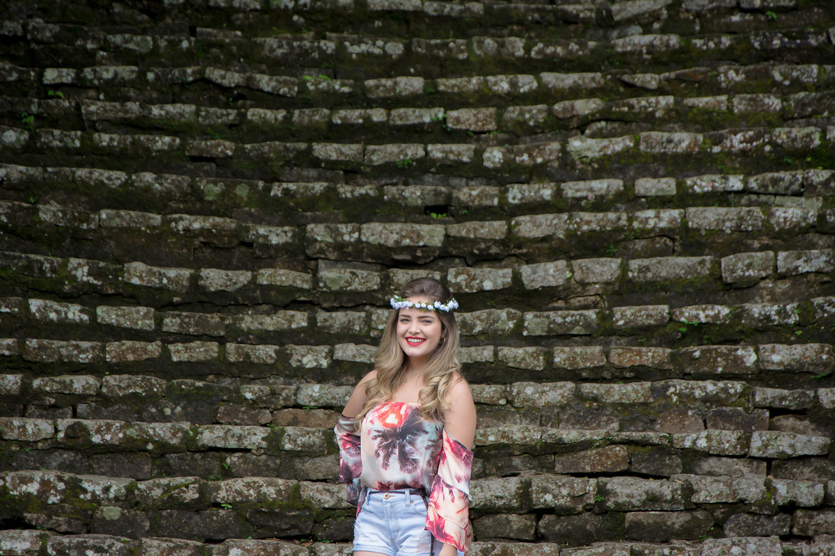 Book 15 anos da modelo e atriz Mayara Rosa Maya Teles fotografada nas escadarias do Jardim Botânico de São Paulo pela fotografa Paty Ramalho - Ensaio Debutante SP