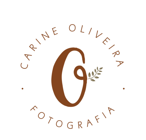 Logotipo de Carine Oliveira