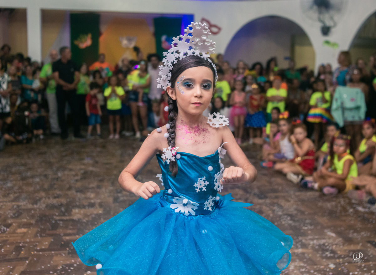 baile;infantil;carnaval;liame;decoração;mascara;apresentação;make