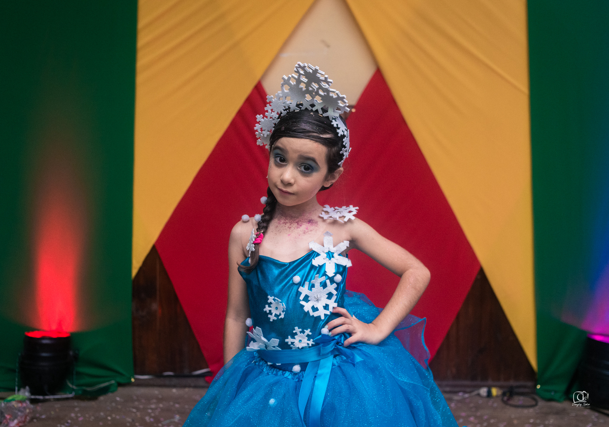 baile;infantil;carnaval;liame;decoração;mascara;apresentação;make