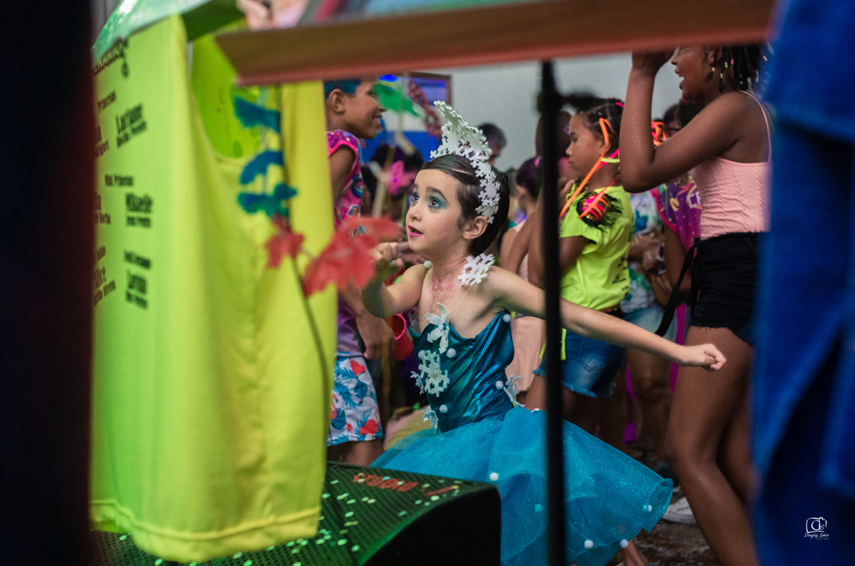 baile;infantil;carnaval;liame;decoração;mascara;apresentação;make