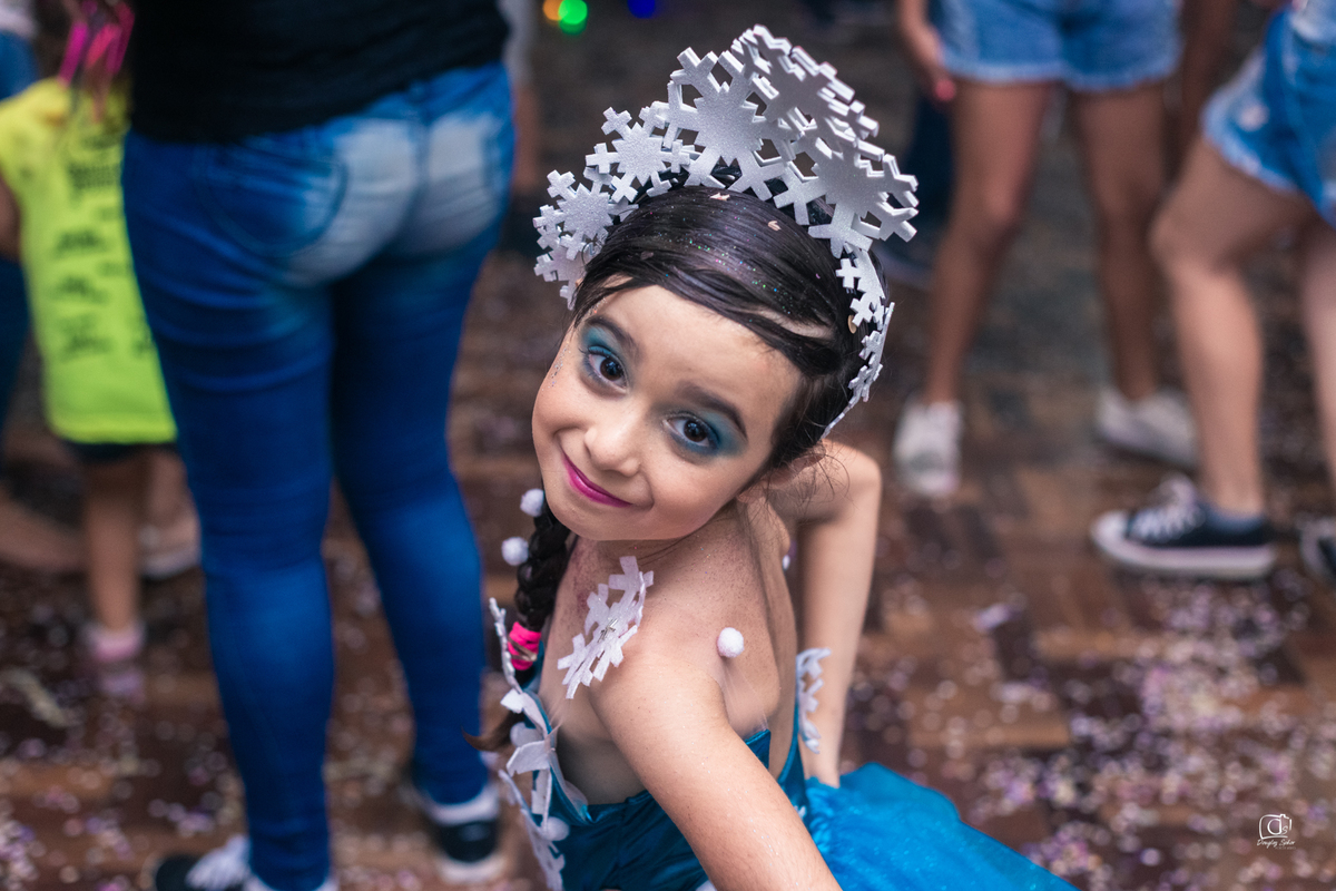 baile;infantil;carnaval;liame;decoração;mascara;apresentação;make