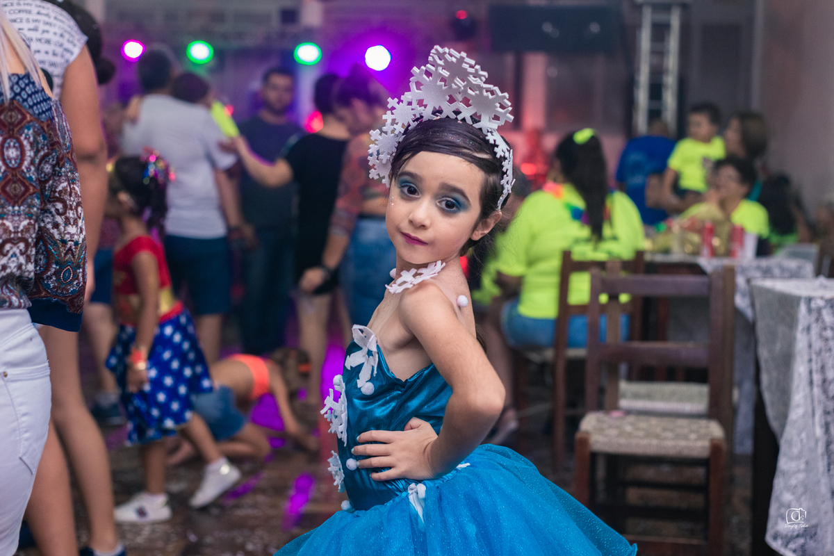baile;infantil;carnaval;liame;decoração;mascara;apresentação;make