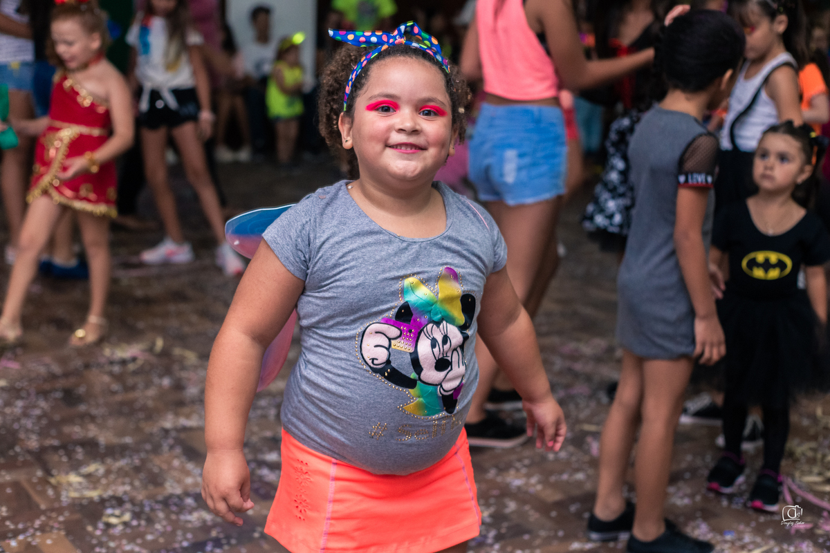 baile;infantil;carnaval;liame;decoração;mascara;apresentação;make