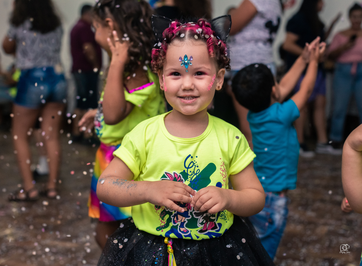 baile;infantil;carnaval;liame;decoração;mascara;apresentação;make