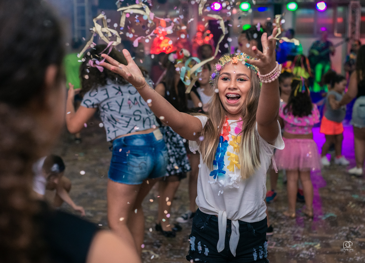 baile;infantil;carnaval;liame;decoração;mascara;apresentação;make