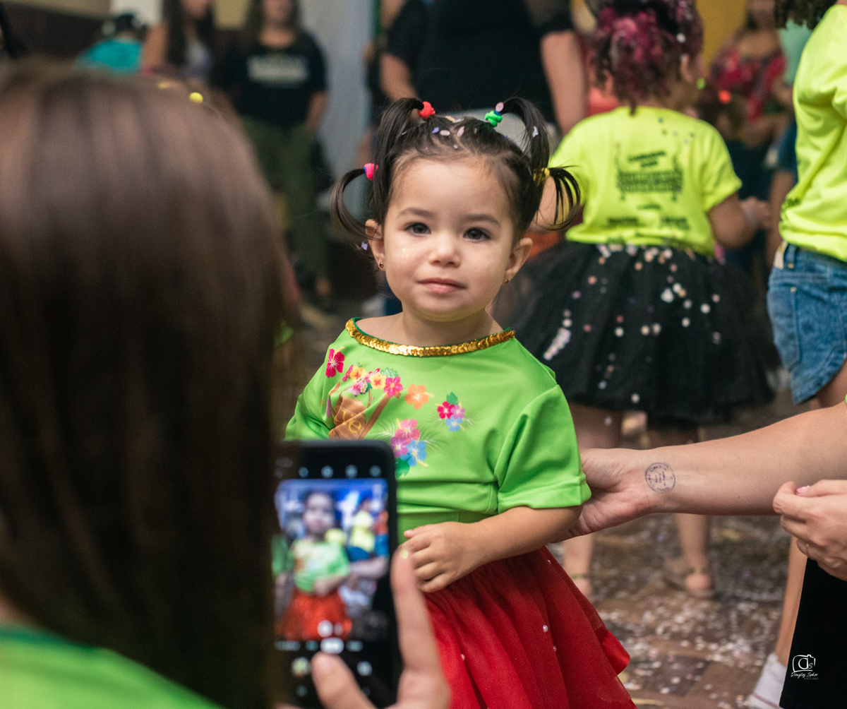 baile;infantil;carnaval;liame;decoração;mascara;apresentação;make