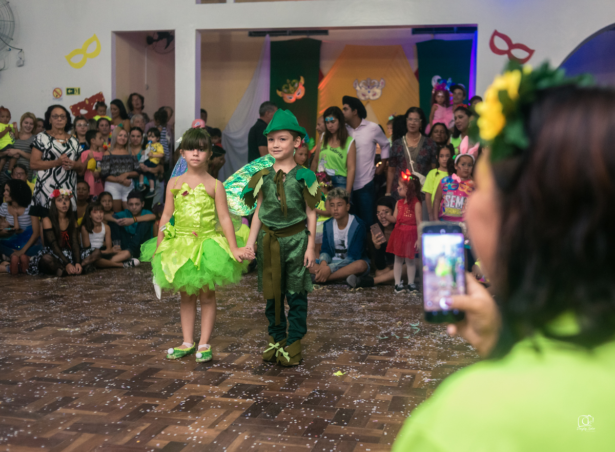 baile;infantil;carnaval;liame;decoração;mascara;apresentação;make