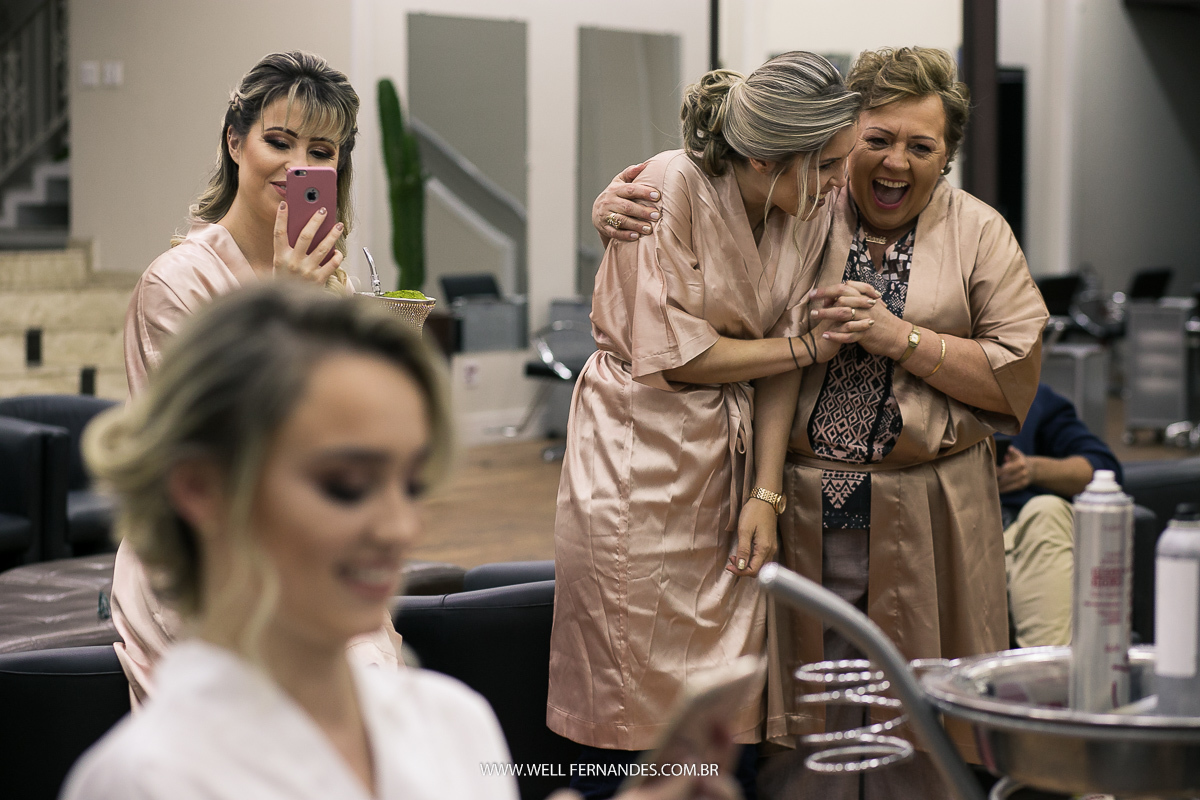 making of da noiva com suas madrinhas