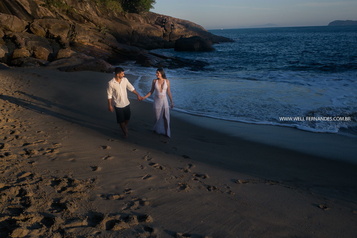 ensaio de casal realizado em ubatuba