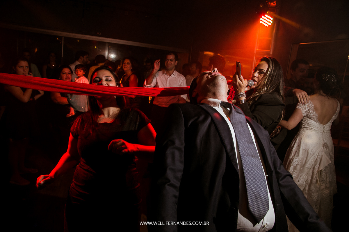 dança da cordinha na festa de casamento