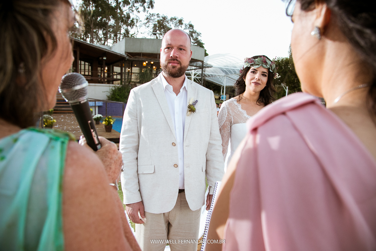 noito olhando a palavras da ritualista celta