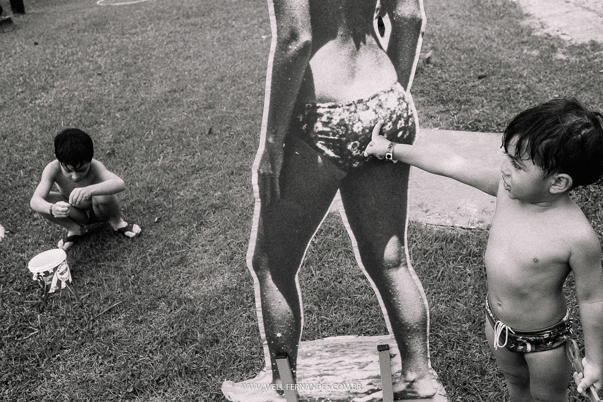 fotografia documental de familia na praia