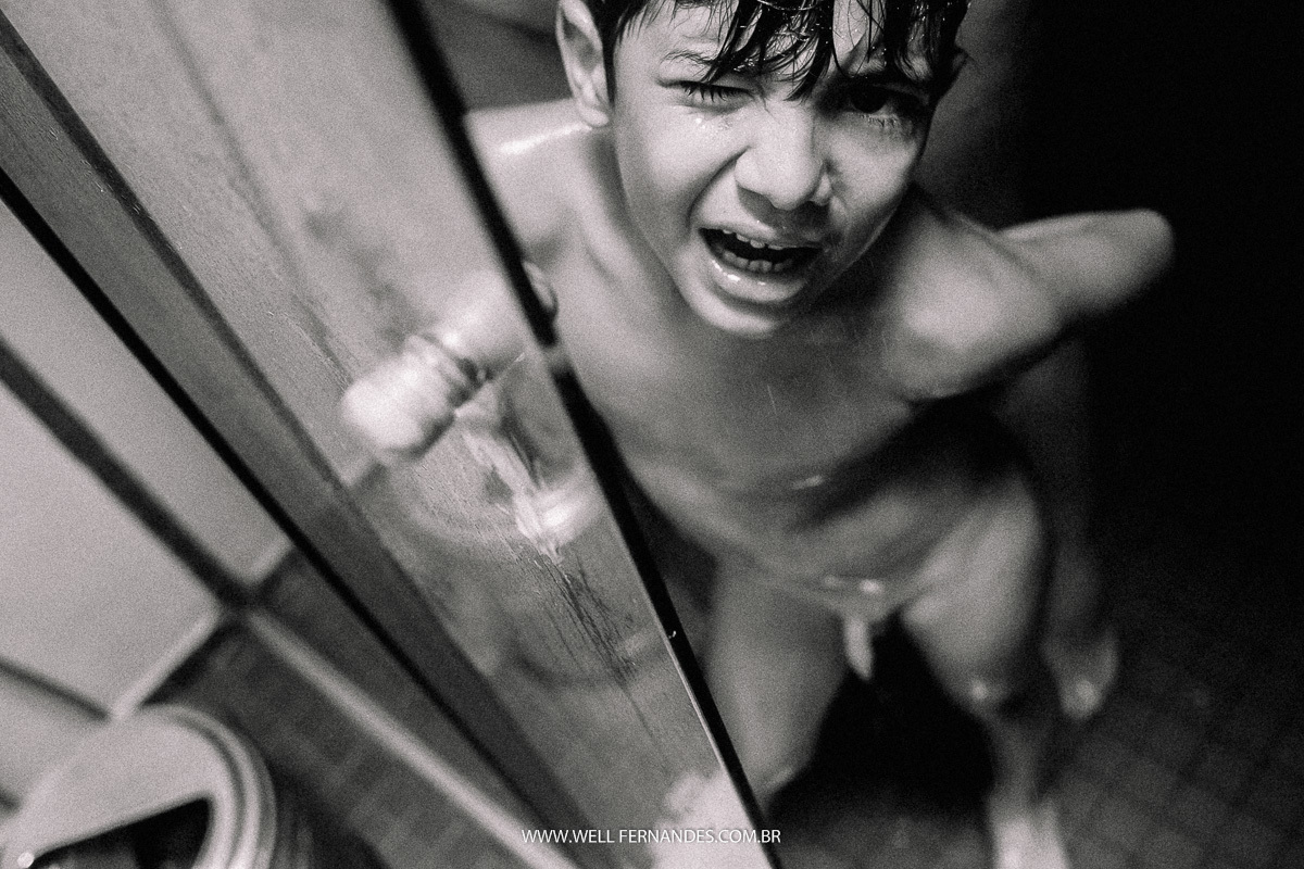 fotografia documental de familia na praia