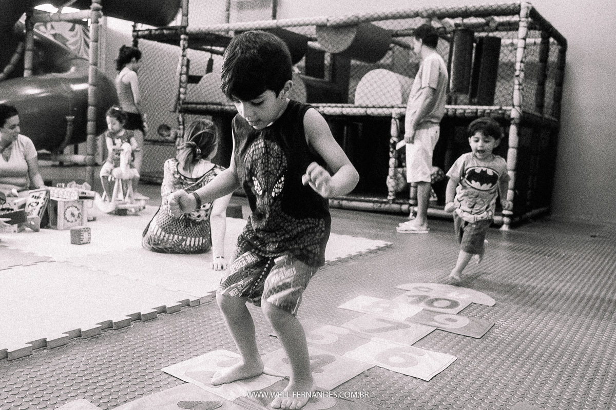 fotografia documental de familia na praia