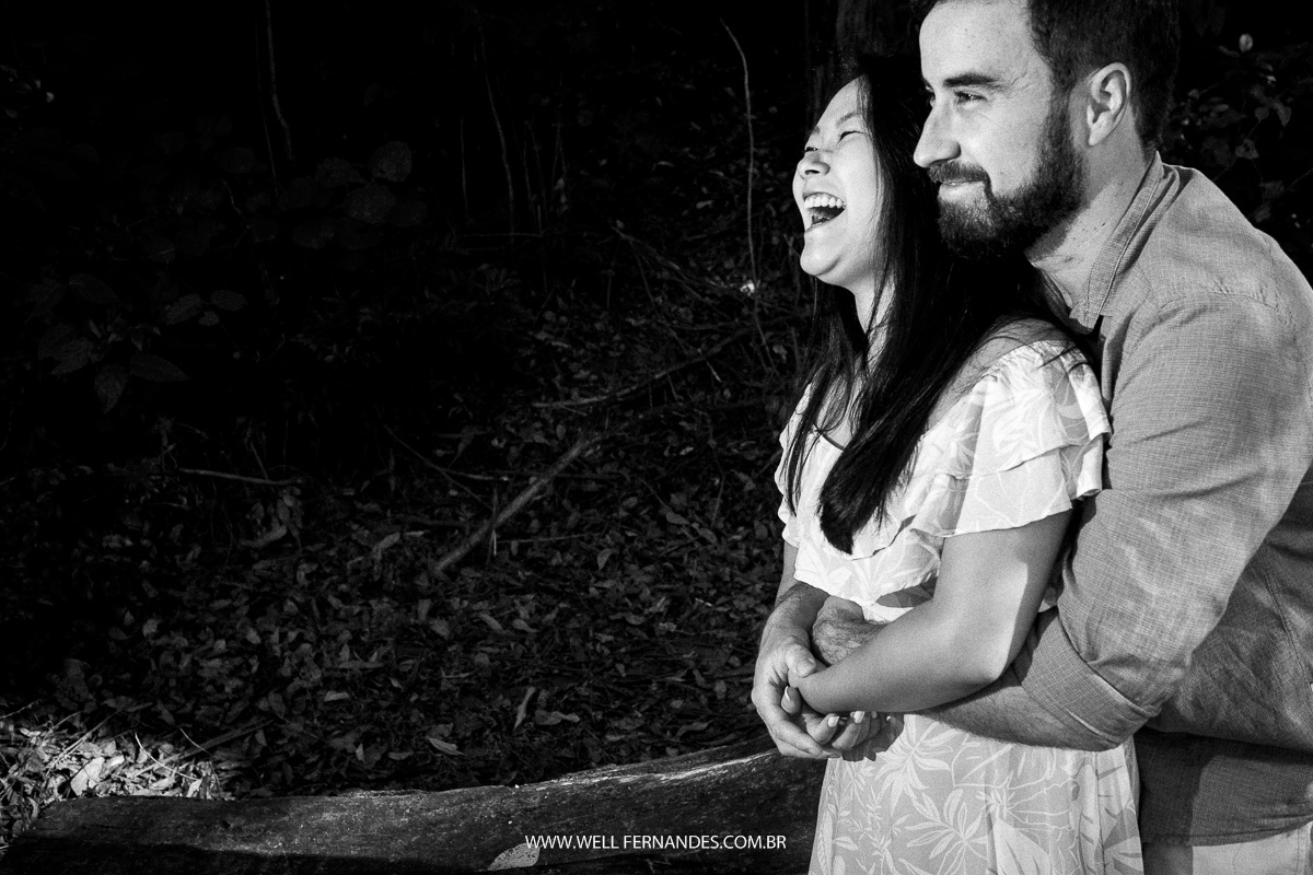 abraços de casal ensaio pre wedding